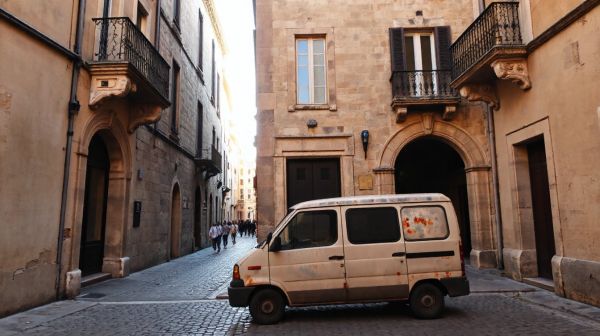 Meilleur guide pour la location d'utilitaire à Avignon